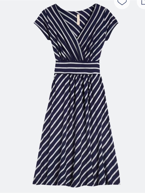 Gilli Dresses & Skirts - Gilli Jersey Faux Wrap Dress, EUC, Small